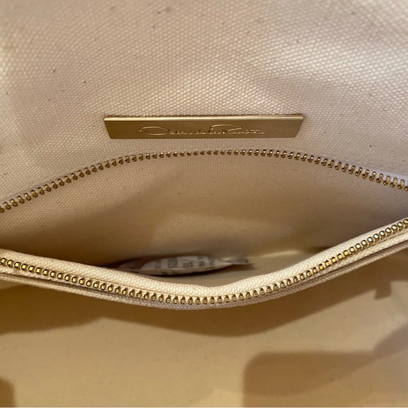 ❣️Oscar de la Renta❣️‼️HostPick 2x‼️Beautiful & Fun Tote Bag 🐰 - Picture 9 of 16